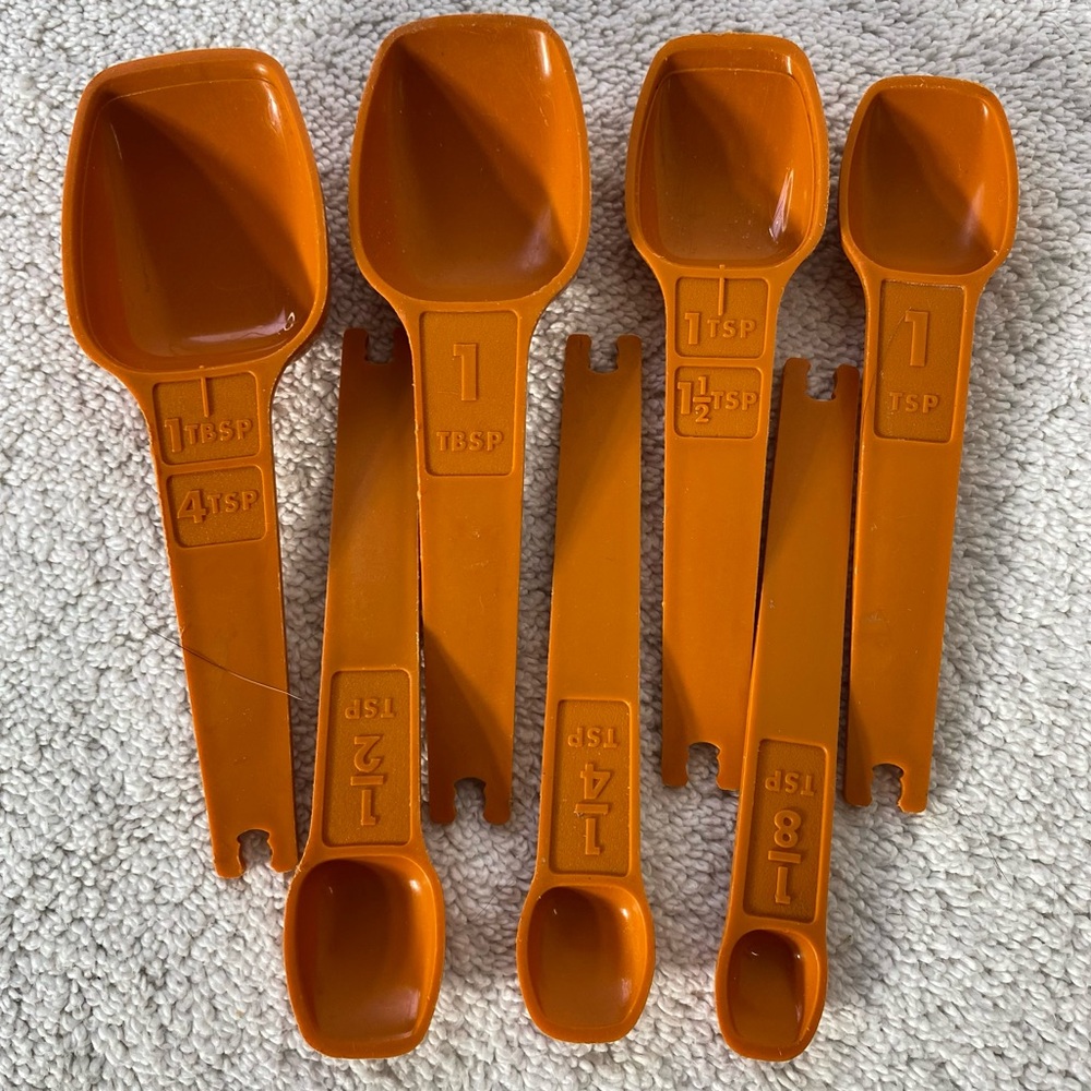Vintage Tupperware MCM Orange Measuring Spoon Set 7 Pcs